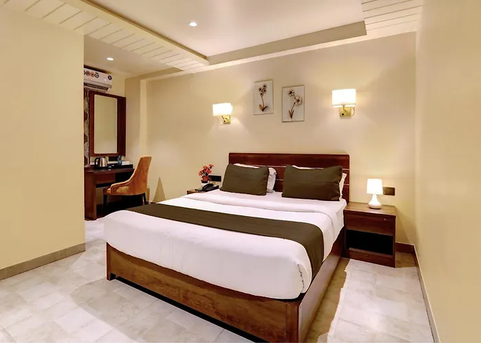 Super Townhouse Oak Clove Boutique Hotel Rajaji Nagar Near Lulu Mall Bengaluru
